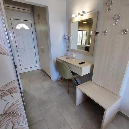 Apartment Studios Apollon